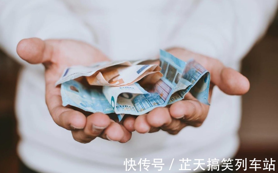 计较|越是“没本事”的妈妈,越爱在3件事上穷计较,影响孩子未来格局