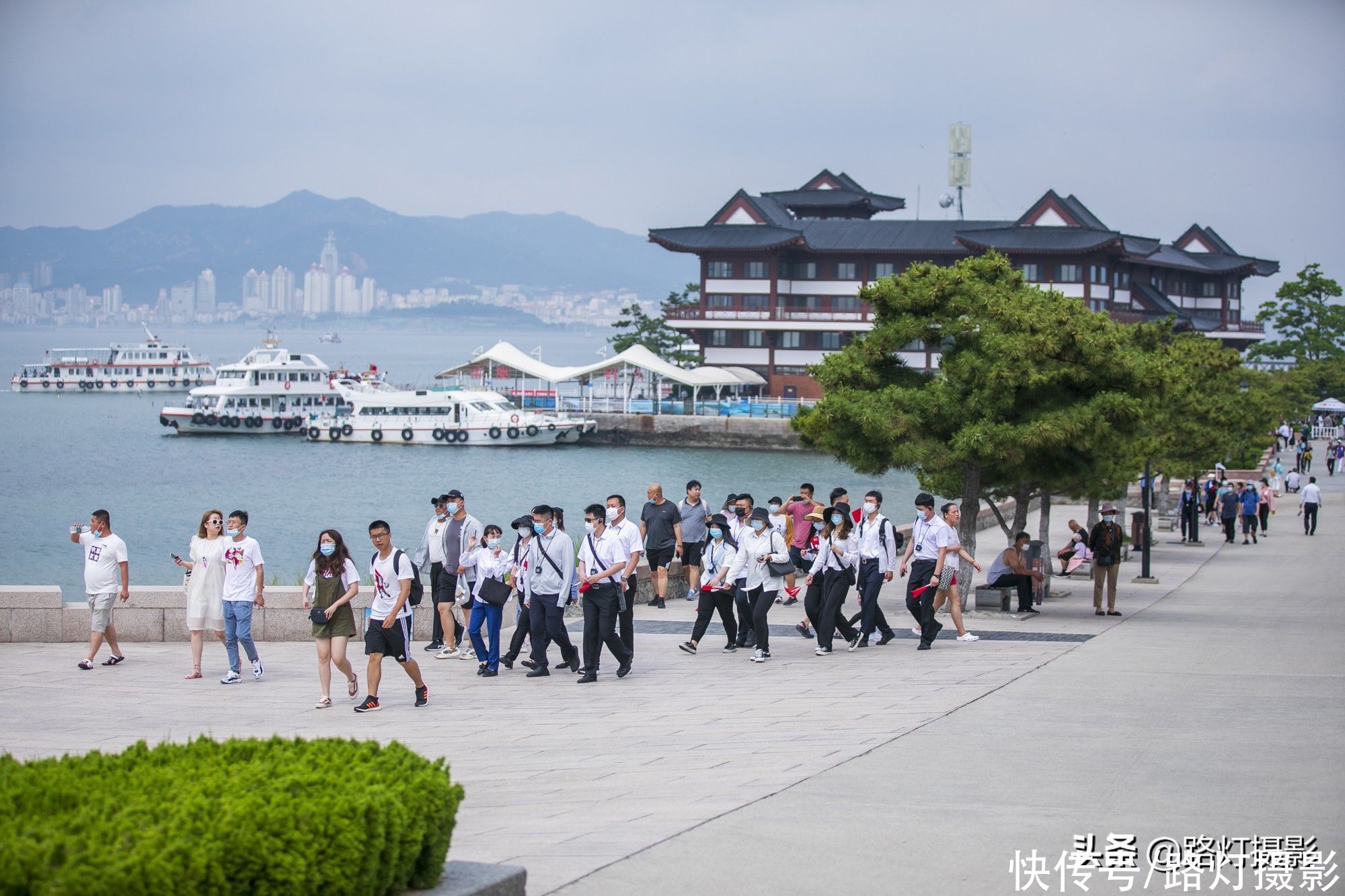 山海|中国适合避暑的海滨小城，山海环绕，干净宜居，以威震海疆而得名