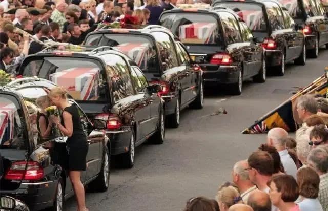 开战|别整天说开战！你热爱战争的唯一原因是没参加过战争！