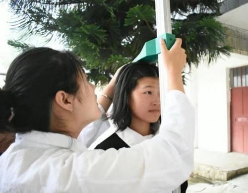 孩子|比酱油和味精还伤骨骼,儿科专家提醒:3物尽量少让孩子吃