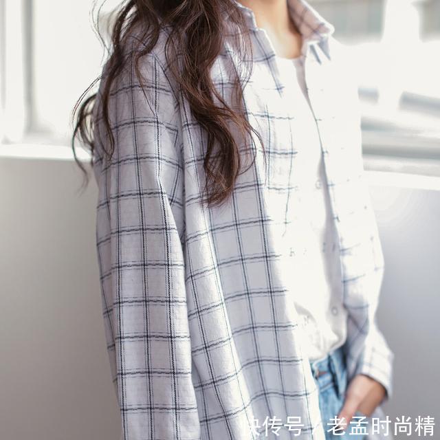格纹衫 白衬衫太老气,经典格纹衫时尚洋气还减龄,青春甜美超显嫩