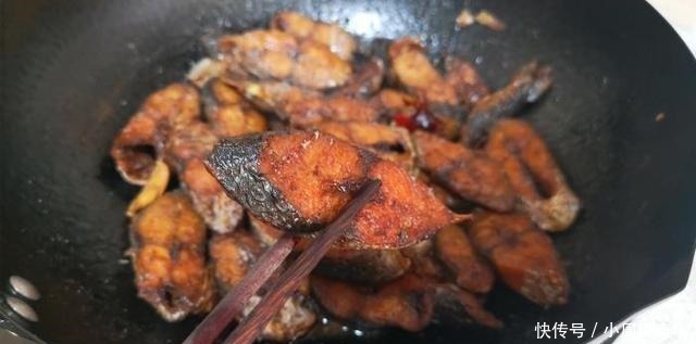 这才是鲅鱼最好吃的做法,吃了30年都没吃够,外酥里嫩,太香了