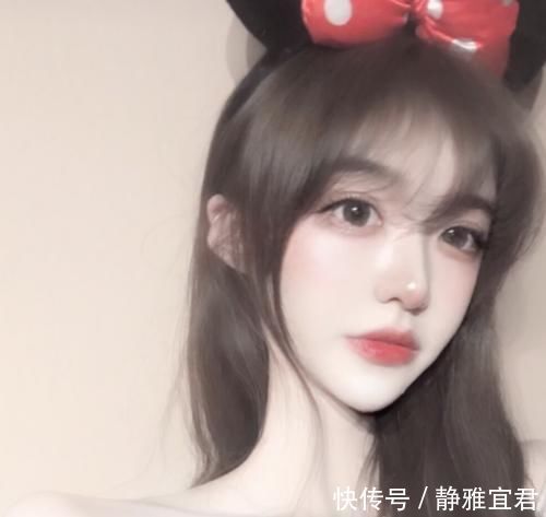 高马尾|这3种发型女生自认为很好看,实际上发际线上移,变成秃头小宝贝