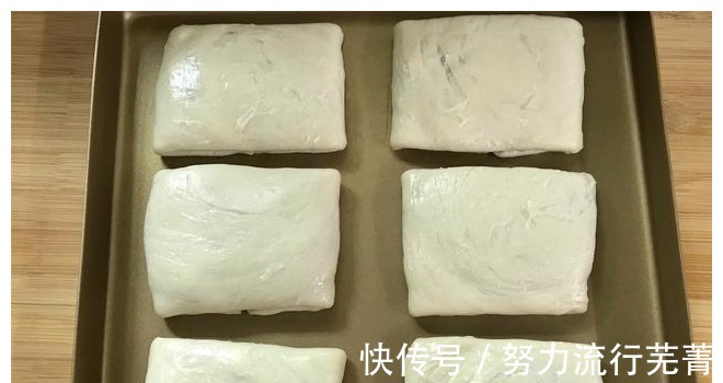 红糖|孩子最爱的红糖饼,不揉面不发面,酥到掉渣,三天两头就要做!