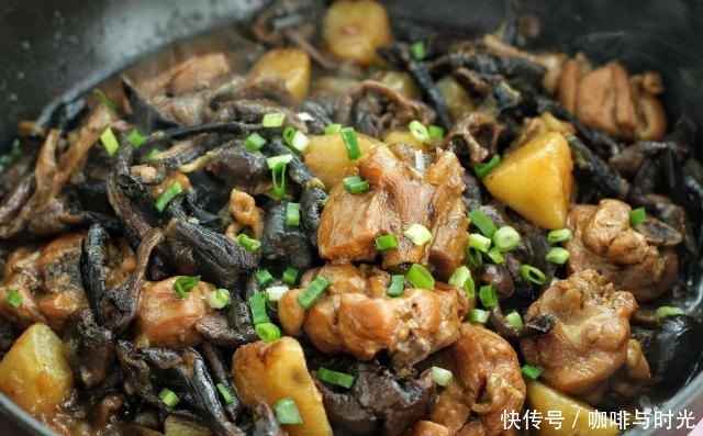  东北最著名的“4大硬菜”当地人天天吃不腻，外地人却难以下口