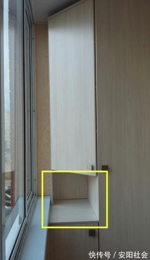 柜门|又发现阳台打柜子的新招数,做个45度倾斜柜,多个置物台面是亮点