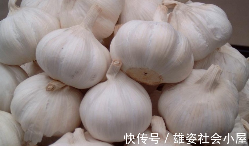 专家|肝不好的人是大蒜吃多了?专家:想养肝的人,2种食物尽量少吃!