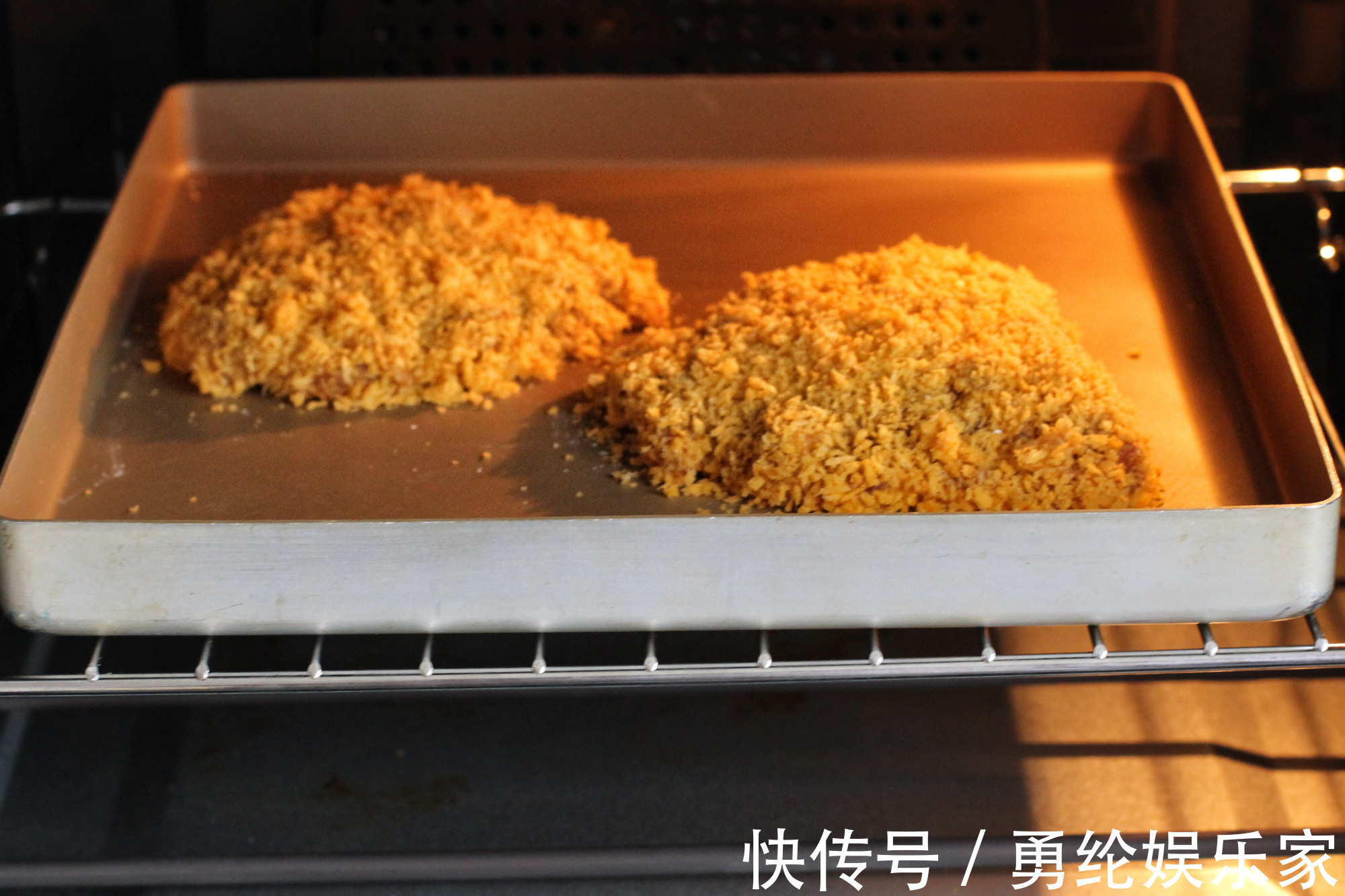 自制无油爆浆鸡排三明治，干净卫生比外卖健康，少花钱吃得还过瘾