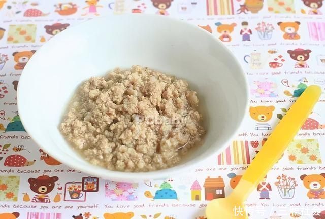 添加|宝宝究竟多大才能吃肉?吃早伤脾胃吃晚缺营养,很多家长喂错了