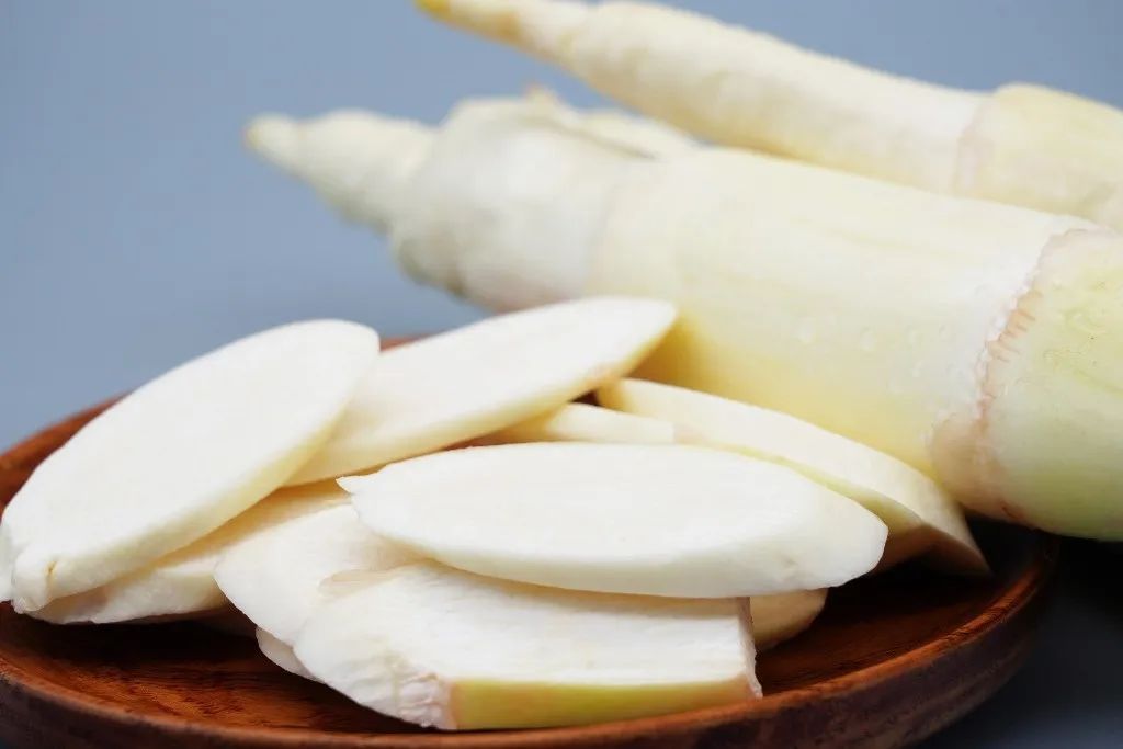 芡实|4月绝不能错过“水三宝”!一宝祛湿气、一宝调五脏、一宝解热毒