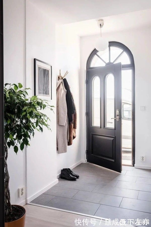 书房|她家64㎡,全屋装修简单素雅,光一个客厅就把人迷住了,真好看