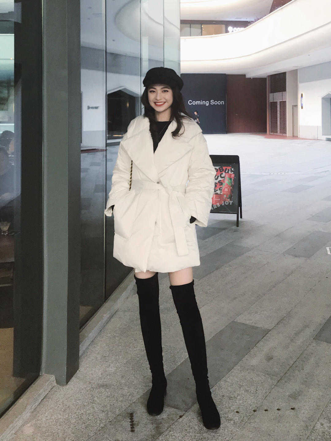 指南|这才是秋冬搭配指南,羽绒服搭配半身裙和长裤,时尚又保暖!