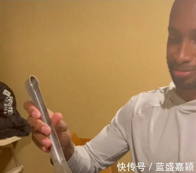 韩德君|弗格探店吃皮蛋和蚕蛹，CCTV5+直播辽宁男篮VS深圳，韩德君老了吗！