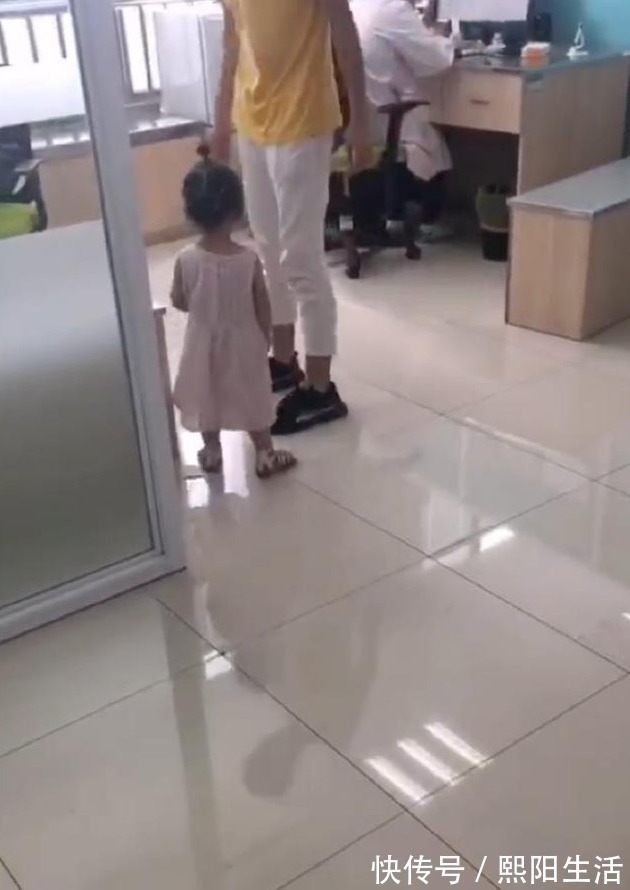 宝贝|3岁小女孩打完针,气冲冲找医生“算账”,网友:萌翻了