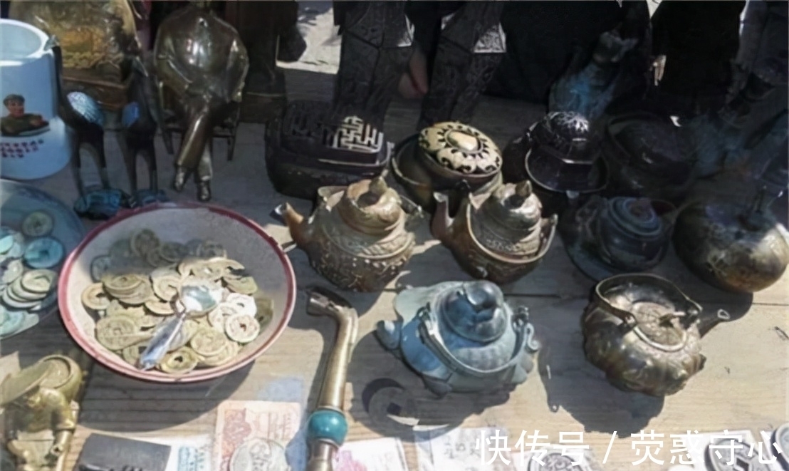 文物$村民挖出千年“金龙”,价值1000万元,为何一夜暴富后被抓了