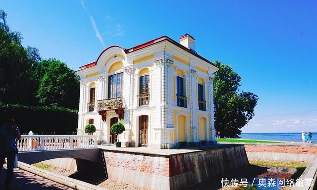 斯大林|它的壮美堪比法国凡尔赛宫，曾被希特勒看中，却被斯大林炸毁