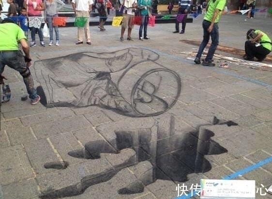 画画&用粉笔在地上画画,涂上颜色,路人都不相信自己的眼睛