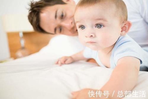 快学|娃9个月还不会爬?3个原因很关键,用对方法助宝宝爬行一臂之力