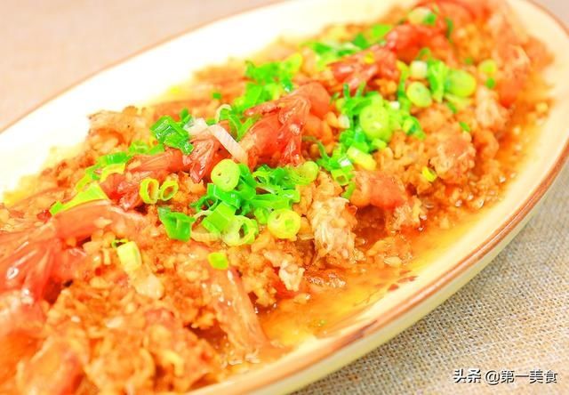 蒜蓉开边虾|蒜蓉开边虾，掌握好料汁比例，蒜香浓郁不辣口，比饭店的还好吃