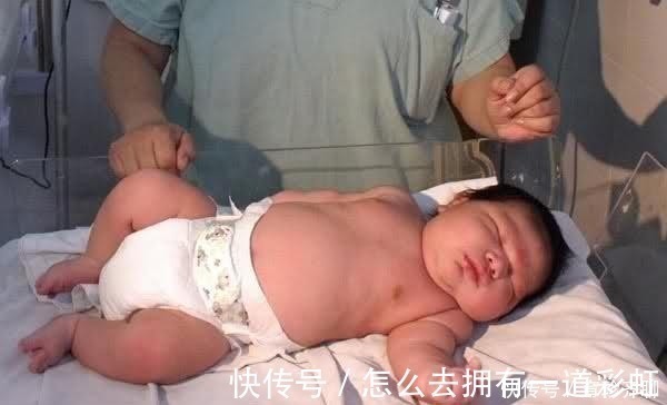 糖尿病|41岁高龄产妇竟产下17斤巨婴, 巨宝宝胃口更是大得让人咂舌