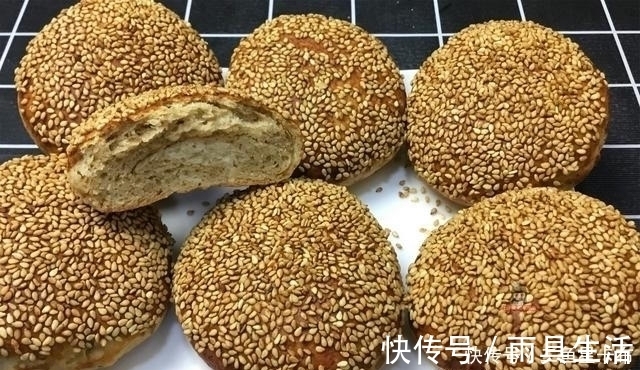 麻酱|想吃麻酱烧饼吗老阿姨教你自己在家做，酥脆香甜，个个鼓大包