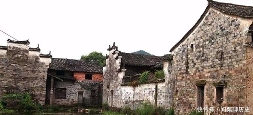 祖先|清亡后爱新觉罗氏都去哪儿了？一座小城皇族聚集，都敬重祖先