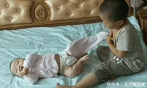 妹妹|4岁哥哥照顾妹妹起居火了,大概是全网“混得最牛”的二胎
