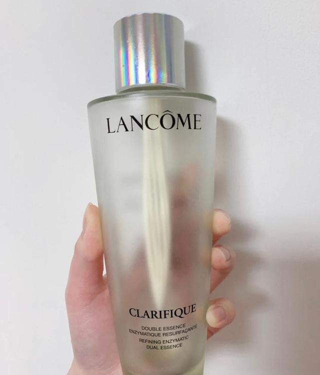 四种“鬼打墙”的化妆水:极光水比粉水好,原生液嫩肤很明显!