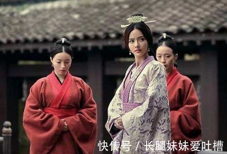 丫头&古时洞房花烛夜,丫头为何要穿“开裆裤”伺候在侧,原因很可悲