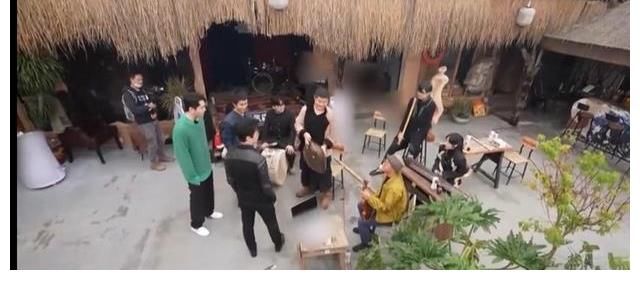 《一路唱響》第二期，李健爆金句、說段子