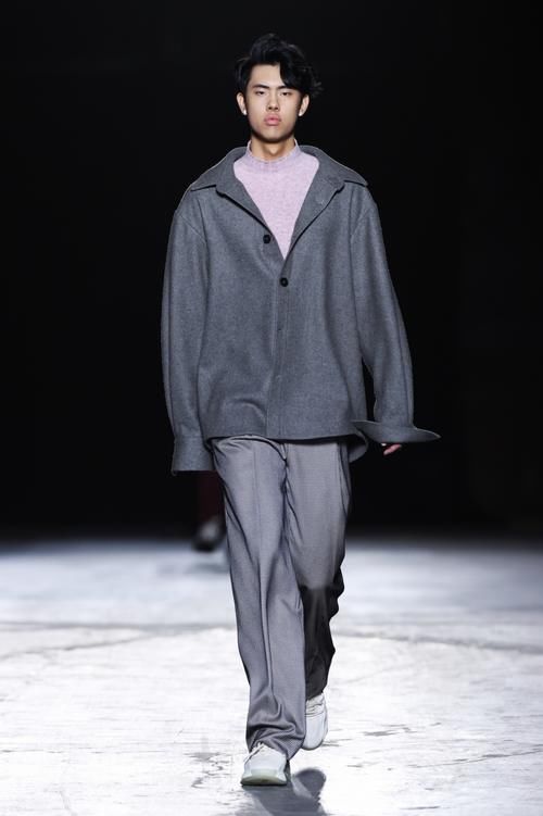 超模钱冠天为Beautyberry王钰涛2021秋冬大秀走秀