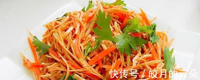 秋季|秋季节令菜胡萝卜,可凉拌、蒸煮,怎么吃也不会腻!