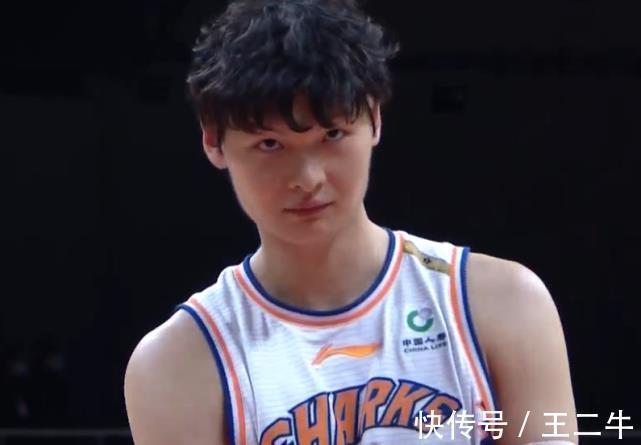 萨林杰|16分大胜!CBA劲旅双杀上海,超级外援30+16爆发,李春江失良机