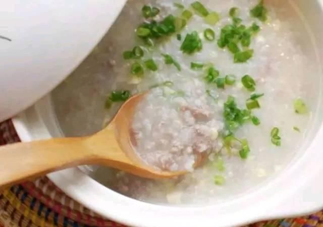 公认的“四大增寿习惯”和“四大折寿习惯”,你占哪一类比较多