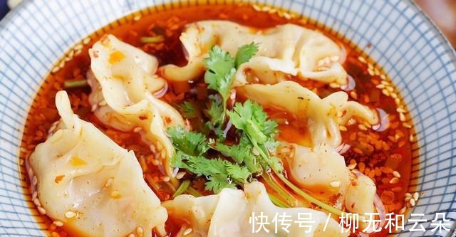 酸汤|饺子你是蘸酱油吃的吗可以换个吃法了,酸汤饺子让你百吃不腻!
