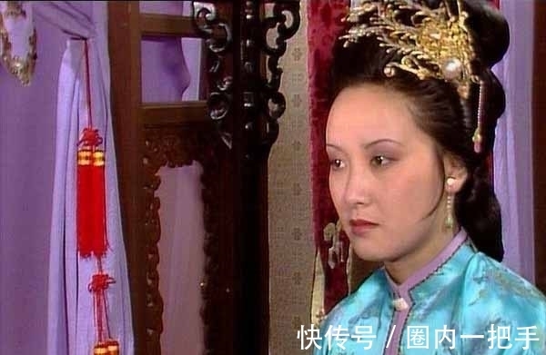 晴雯@对晴雯紫鹃入画都从宽处理,为何偏不放过司棋?背后的原因很复杂
