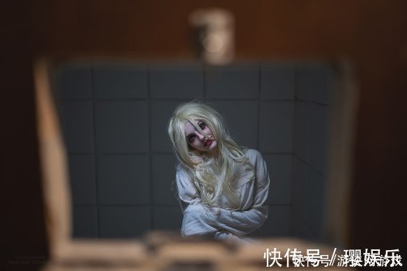 h腿控福利!俄妹COS小丑女:精分哈莉·奎茵的种种蜕变