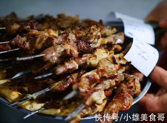 买羊肉时，有人专挑这5个部位，羊肉摊老板：一看就是内行人