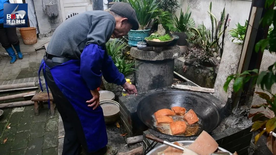 博白年味：炸个脆皮扣肉过大年啦