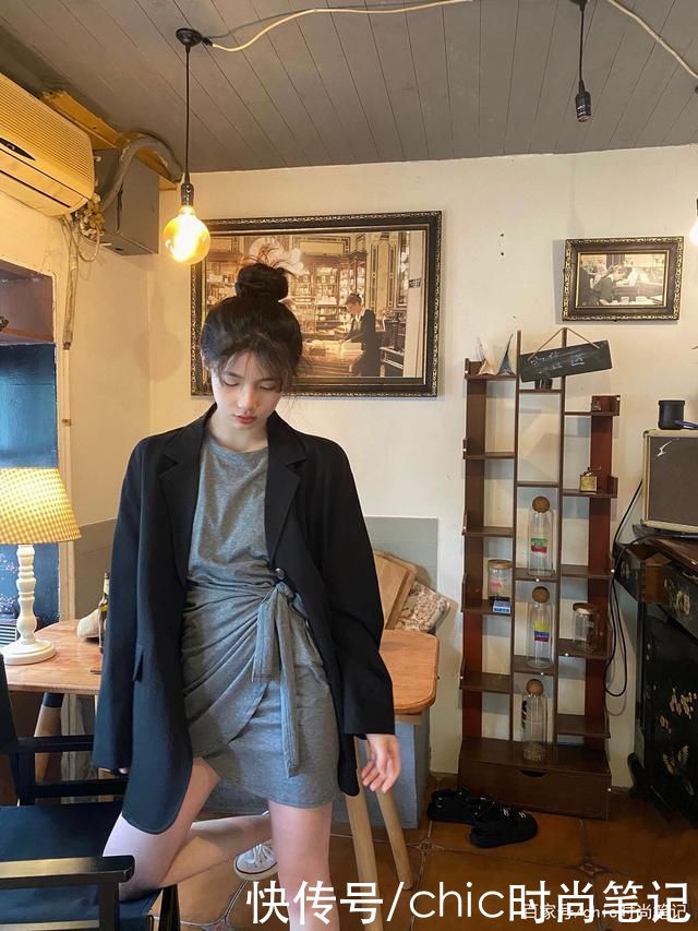 面料|与其执着带点“白幼瘦”性质的BM衫，不如穿围裹式上衣进阶气质