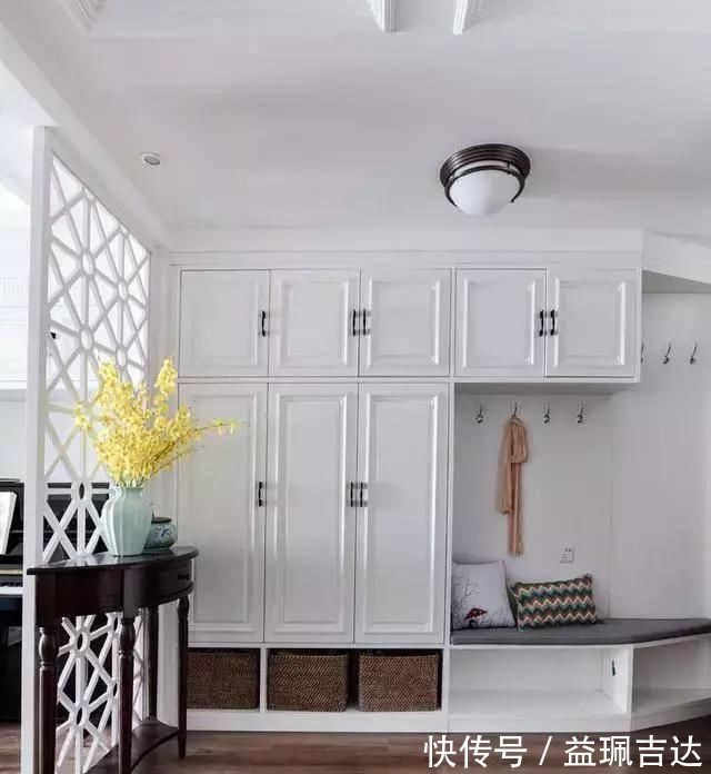 款款|去邻居们家串门，一进门就被入户鞋柜惊艳到了，款款漂亮又实用