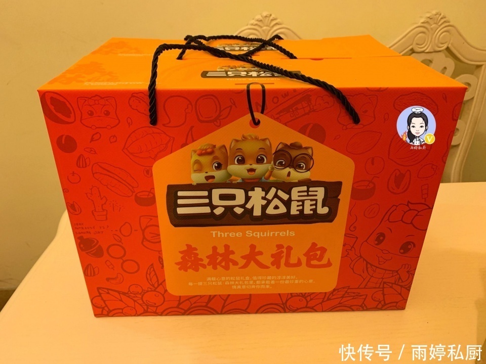 晒晒我的春节零食清单,酸甜香辣都有,好吃又不贵,老少都爱吃