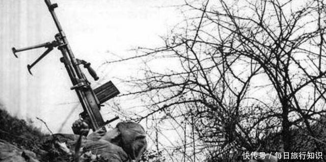飞机就|抗美援朝最伟大士兵,一人坚守阵地两天三夜,军长派出两个营救回