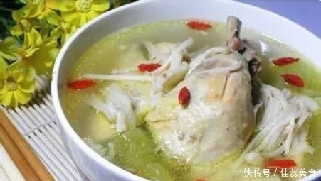 晒晒一家4菜一汤的晚餐,好吃又实惠,花钱不多却吃得满足