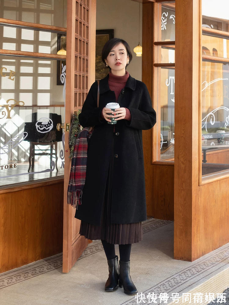 搭配 有品味的女人,衣橱里一定有这4件大衣,搭配裤子、半身裙很优雅