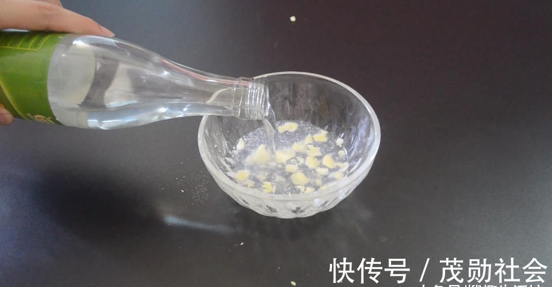 香皂和雪碧混合在一起, 解决了很多家庭困扰的烦恼, 看完赶紧试试