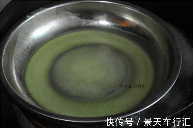 胡萝卜丝|天太热，儿子天天要吃薯粉皮！蒸一蒸拌一拌，凉滋滋的太开胃了
