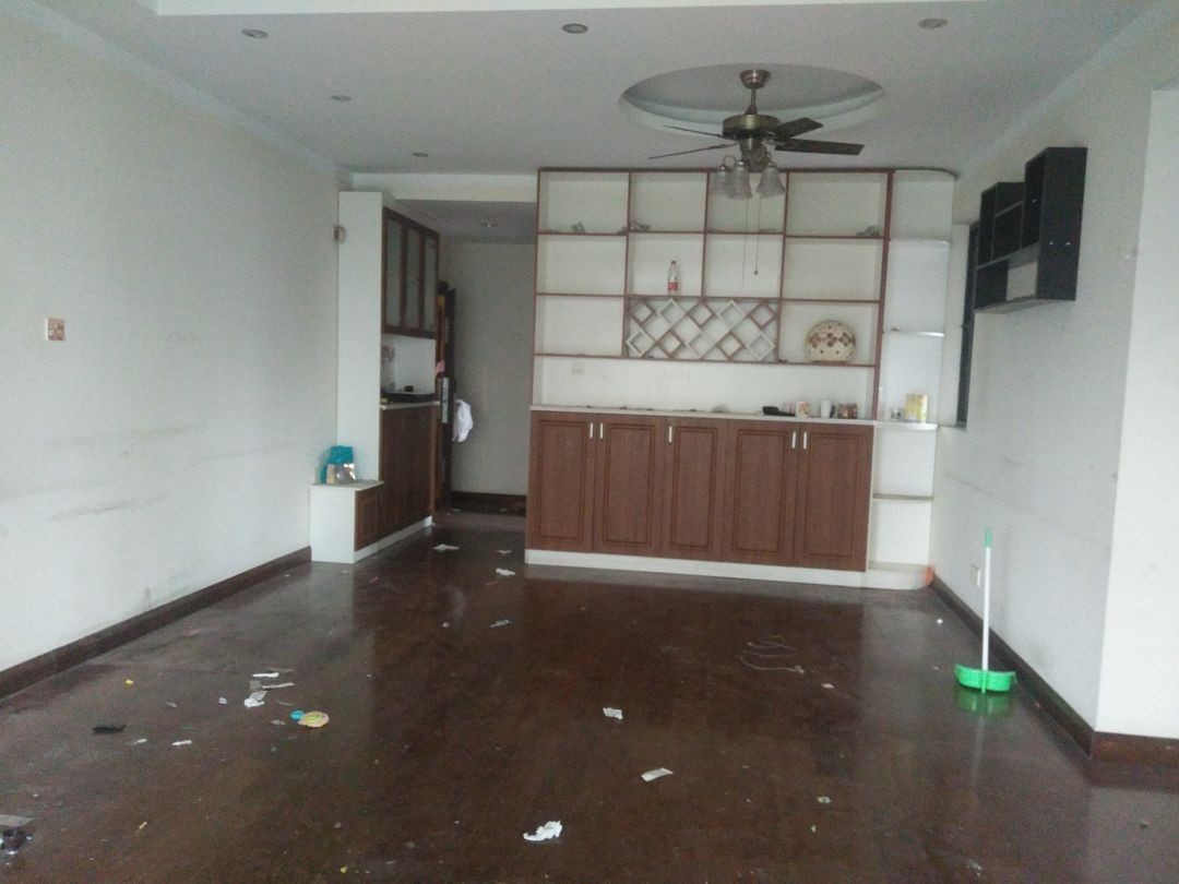 二手房|为孩子上学购置的二手房,从满屋狼藉到光彩夺目,只花费了25万元