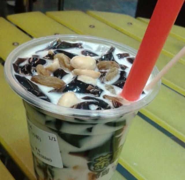 内行|去奶茶店时,聪明人从不点这“4种饮品”,服务员一看就是内行