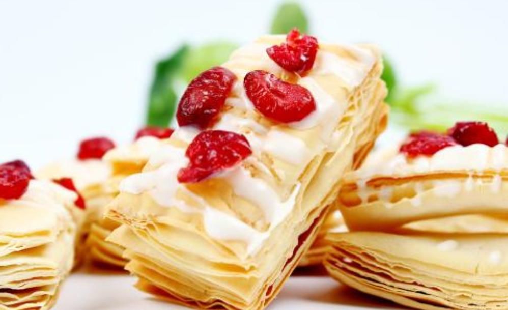 面包和饼干里，原料里的“起酥油”是什么？吃多了真的有害吗？